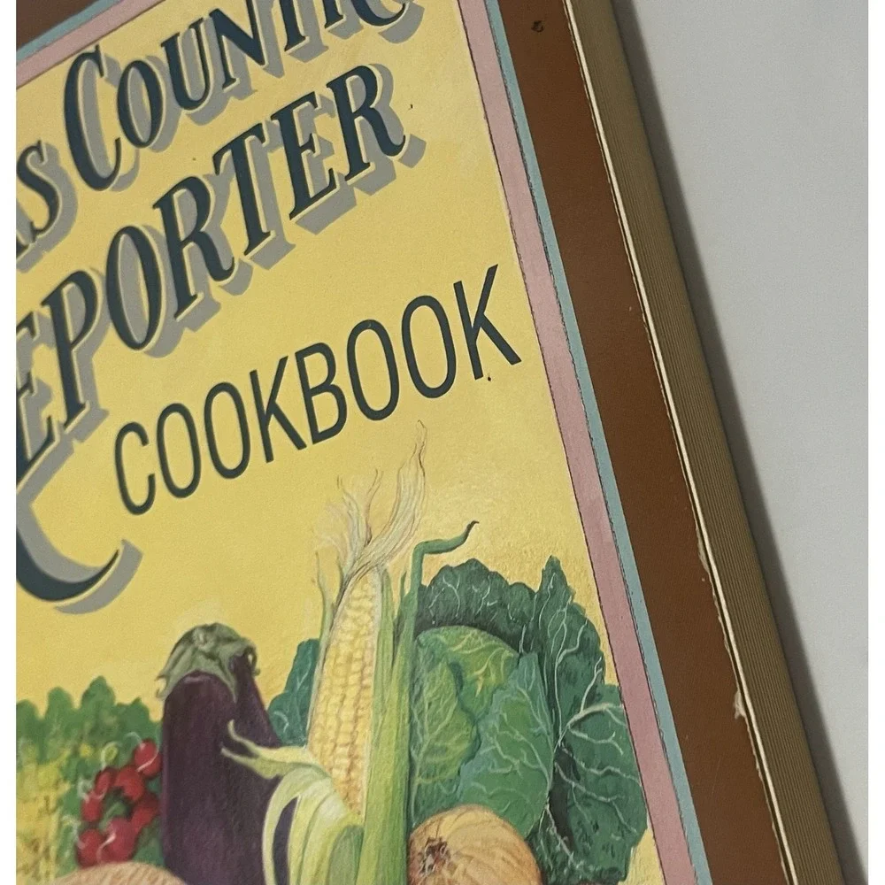TEXAS COUNTRY REPORTER COOKBOOK BOB PHILLIPS‎ TEXAS RECIPES PB 1990'S